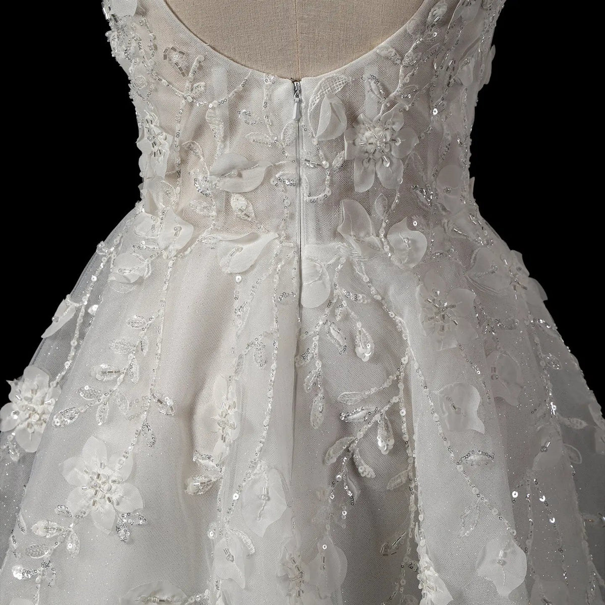Luxury Off White 3D Floral Appliqué Short Wedding Dress with Sparkle Tulle ZP049