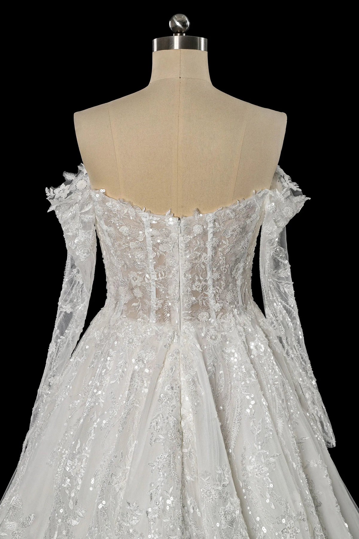 Luxury White Off-the-Shoulder Long Sleeve Lace Tulle Ball Gown Wedding Dress ZP068