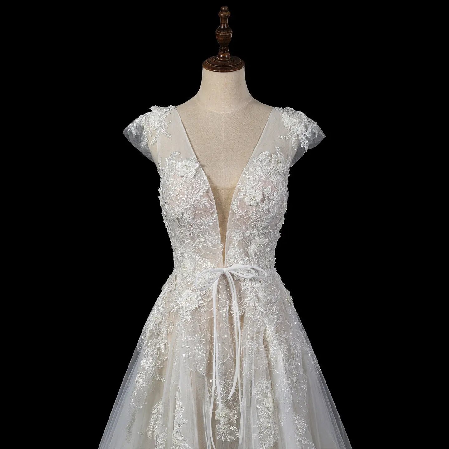 Elegant Ivory V-Neck Cap Sleeve A-Line Lace Tulle Wedding Dress ZP055