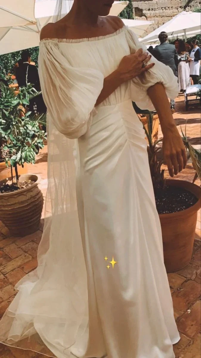 Classy White Wedding Dress,Off The Shoulder Wedding Dress (ZD13665)