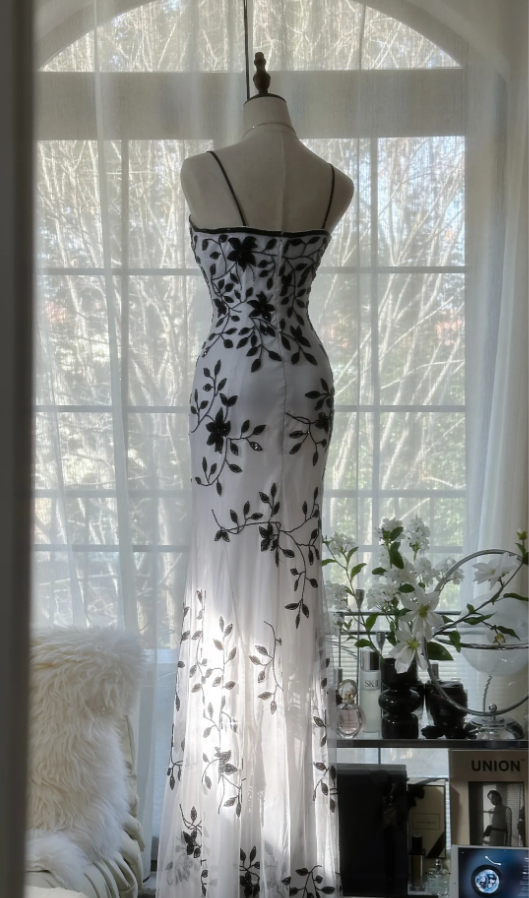 Unique Spaghetti Straps White Chiffon Black Beaded Mermaid Long Evening Dress Formal Birthday Party Dress - View 5 | FashionDia