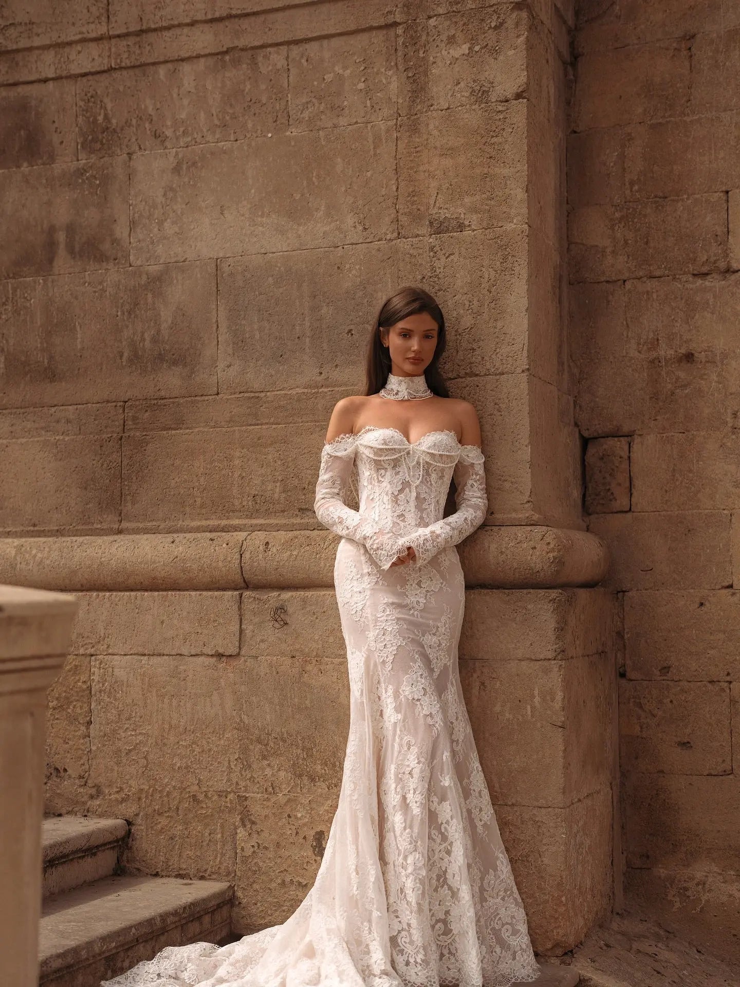 Elegant Ivory Sweetheart Neckline Sheer Lace Mermaid Wedding Dress with Veil ZP133