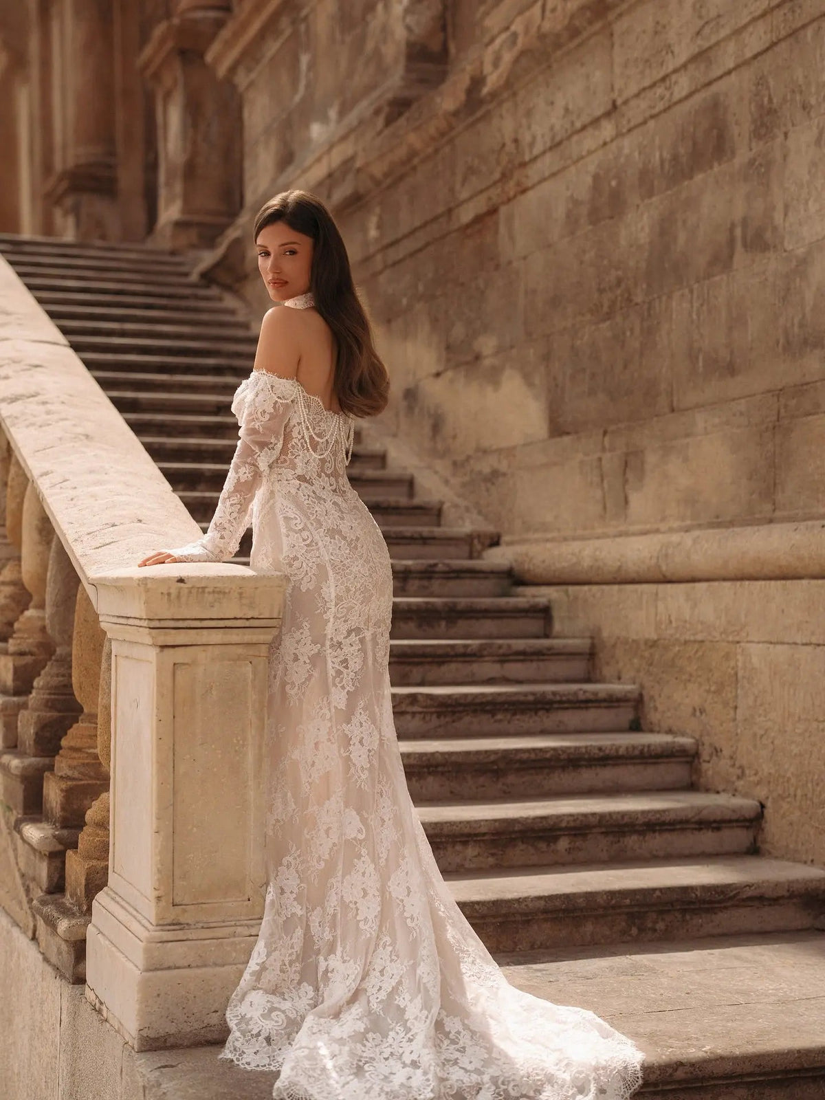 Elegant Ivory Sweetheart Neckline Sheer Lace Mermaid Wedding Dress with Veil ZP133