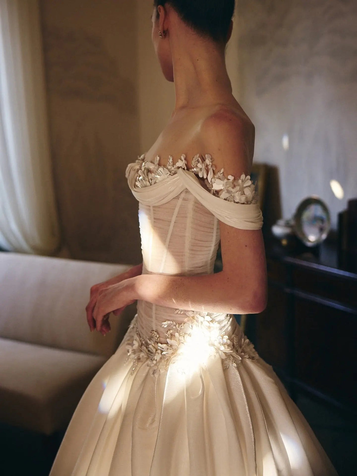Elegant Ivory Off-the-Shoulder Floral Lace Ball Gown Wedding Dress ZP075
