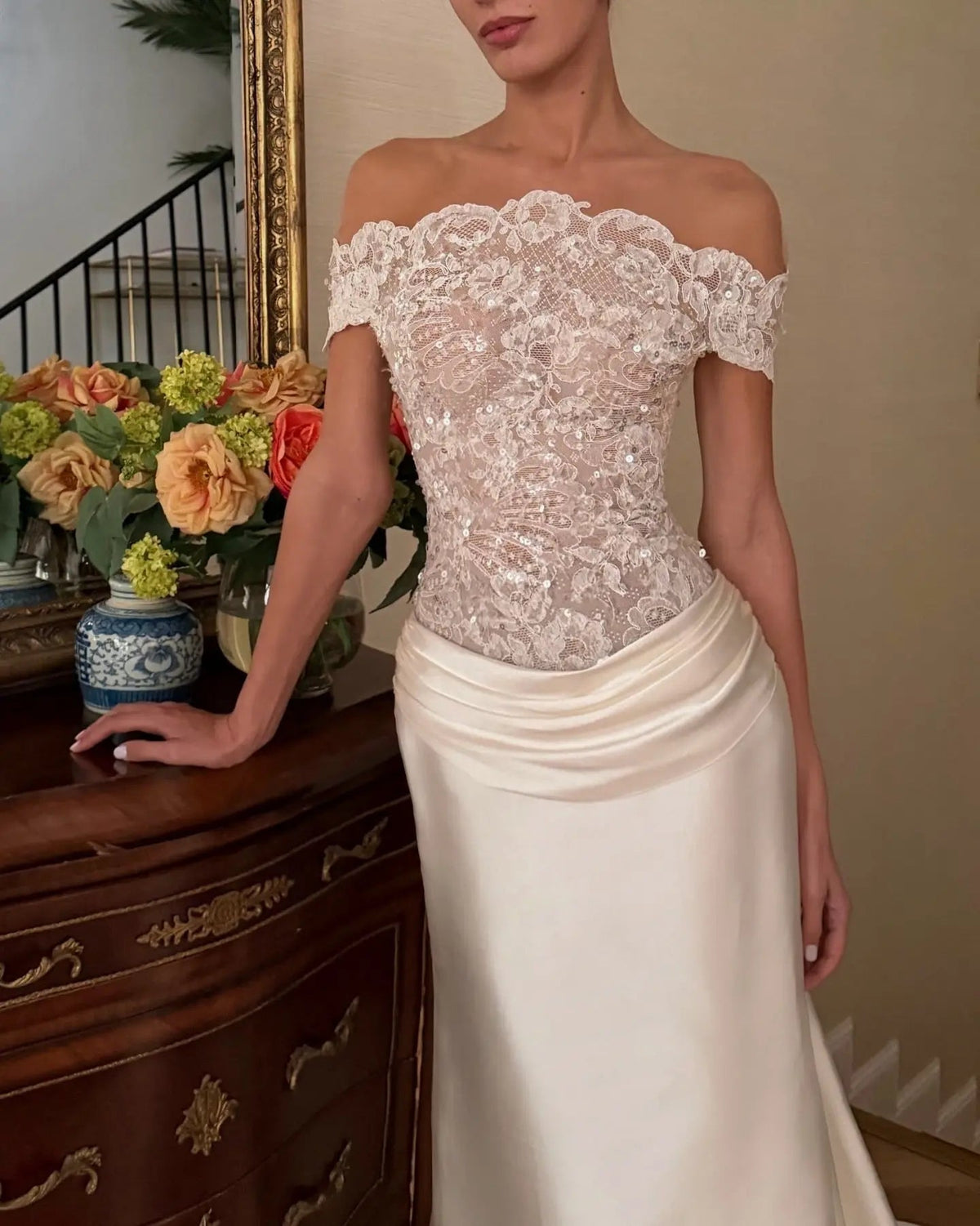 Luxury Ivory Off-the-Shoulder Lace and Satin Mermaid Wedding Dress with Veil ZP073