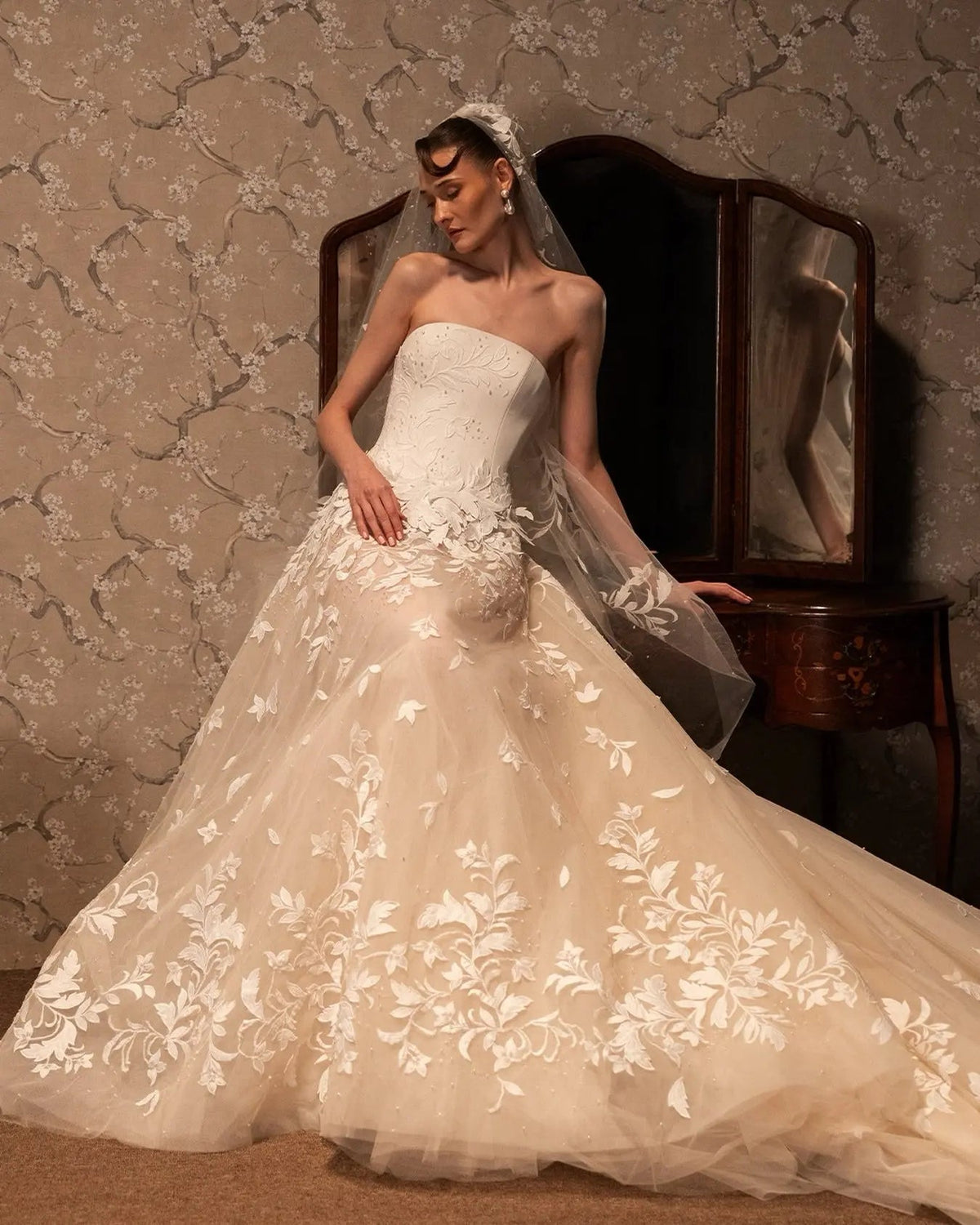 Dreamy Ivory Strapless Floral Lace Mermaid Train Wedding Dress with Veil ZP083