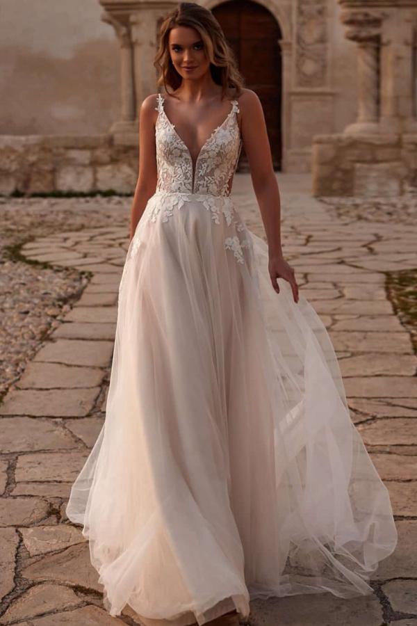 Ivory A Line Spaghetti Strap V Neck Lace Sleeveless Long Tulle Bridal Gown With Appliques