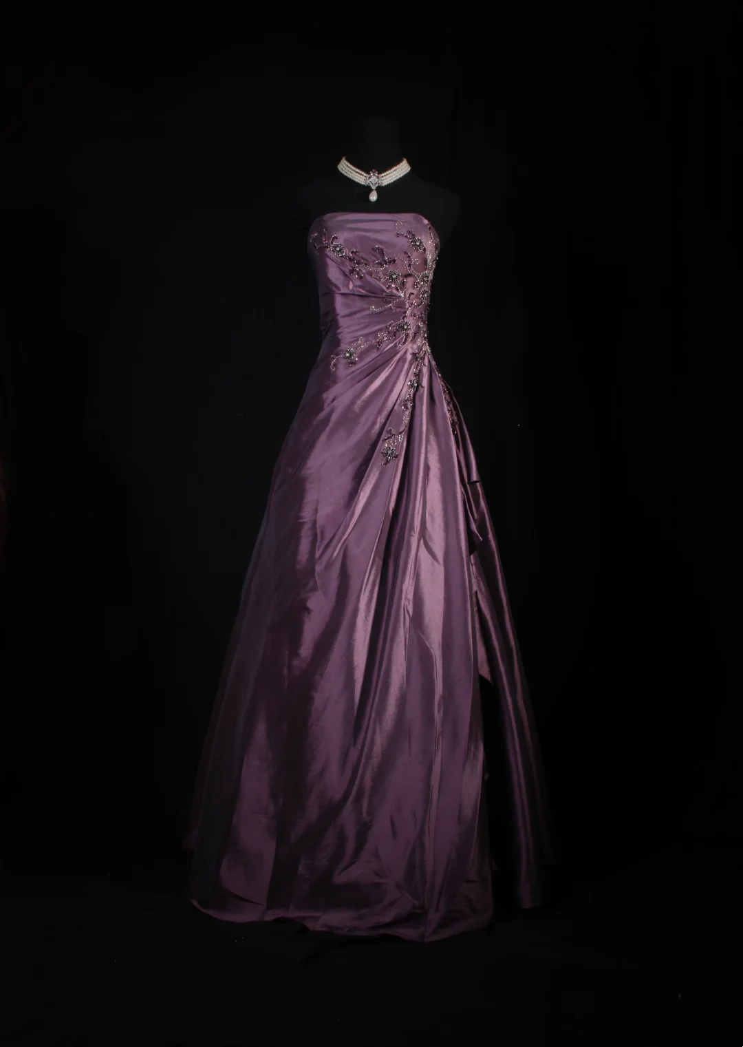 A-Line Navy Blue Long Prom Dress Beaded Evening Gowns