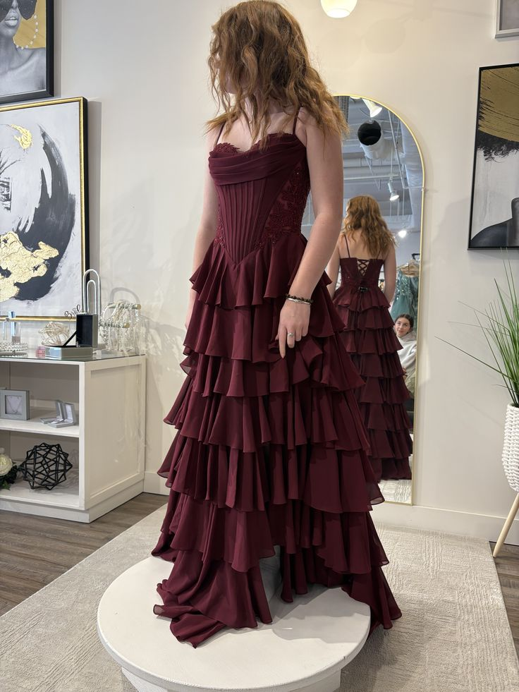 A-Line Burgundy Layered Prom Dress Spaghetti Straps Tiered Chiffon Evening Dress