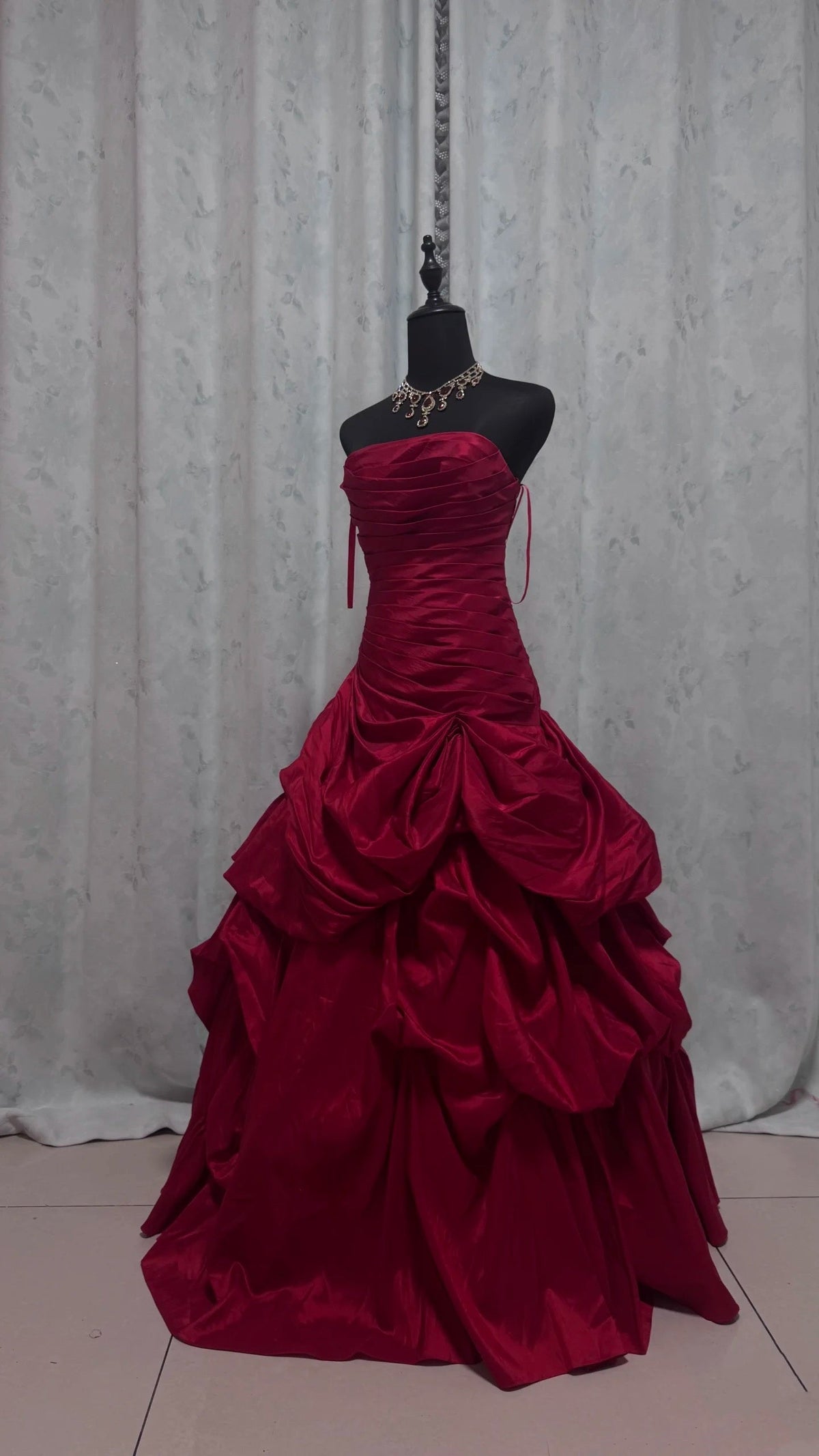 Strapless Red Formal Party Dress Satin Evening Dress Party Gowns
