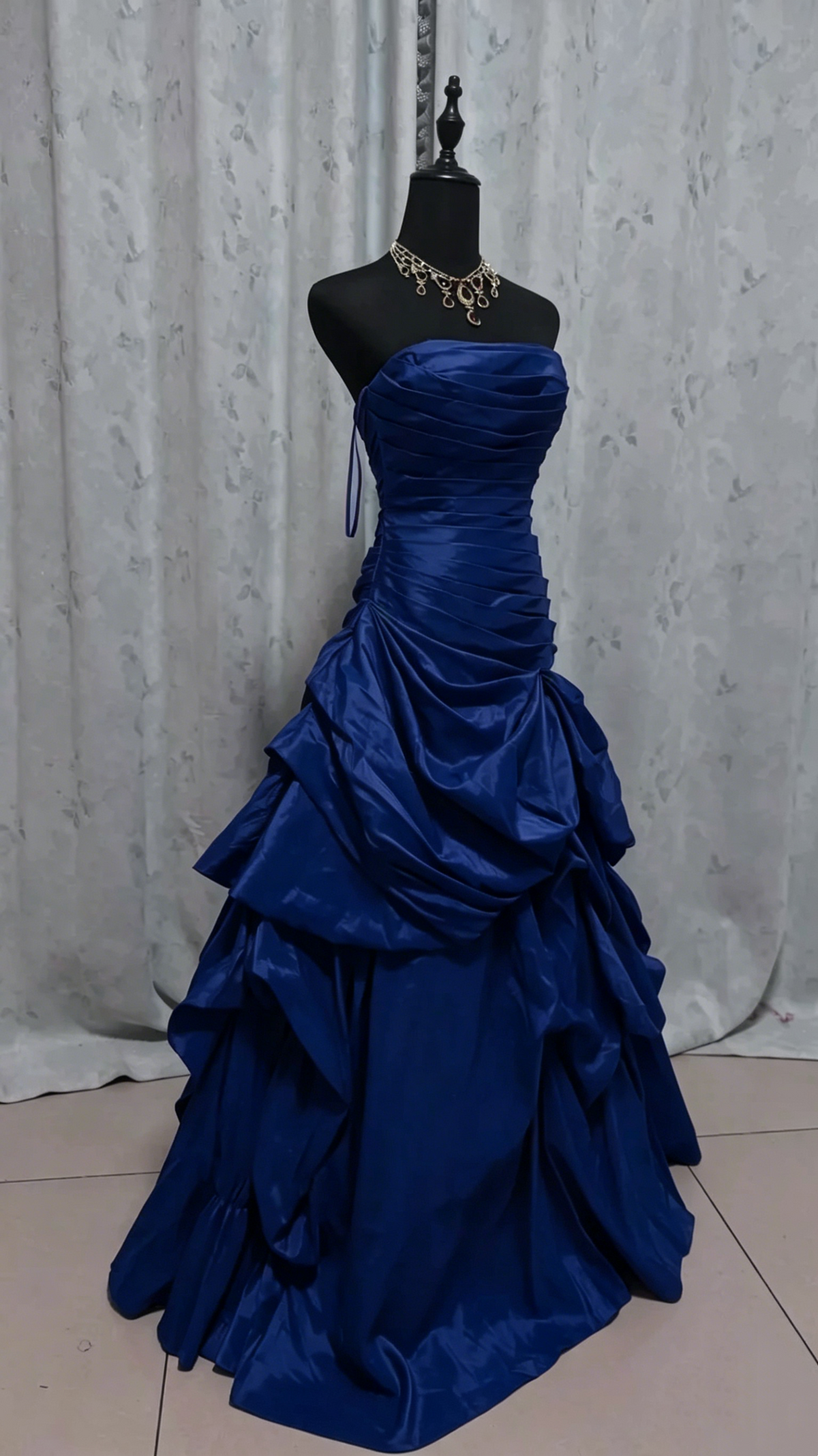 Strapless Red Formal Party Dress Satin Evening Dress Party Gowns