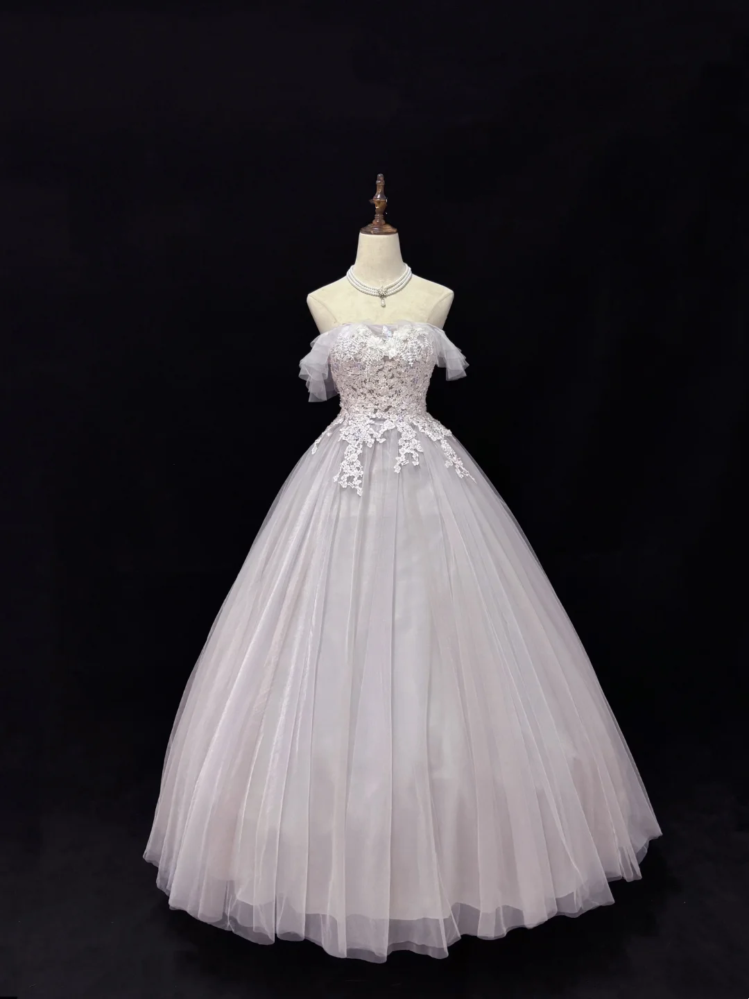 Off-the-Shoulder Tulle Prom Dress Applique Formal Party Dress