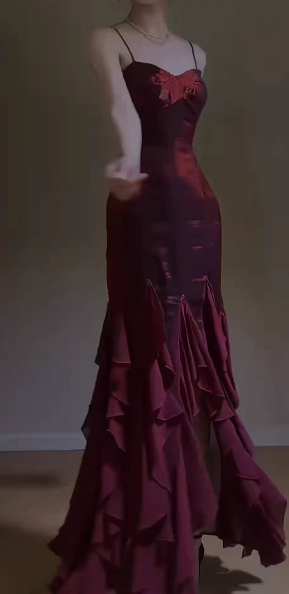 Spaghetti Strap Sheath Long Prom Dresses Burgundy Ruffle Evening Dresses
