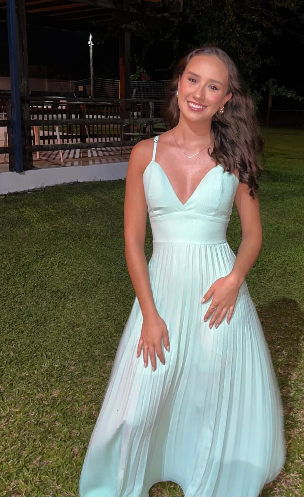V-Neck Pleated Prom Dress A-Line Chiffon Wedding Guest Dress