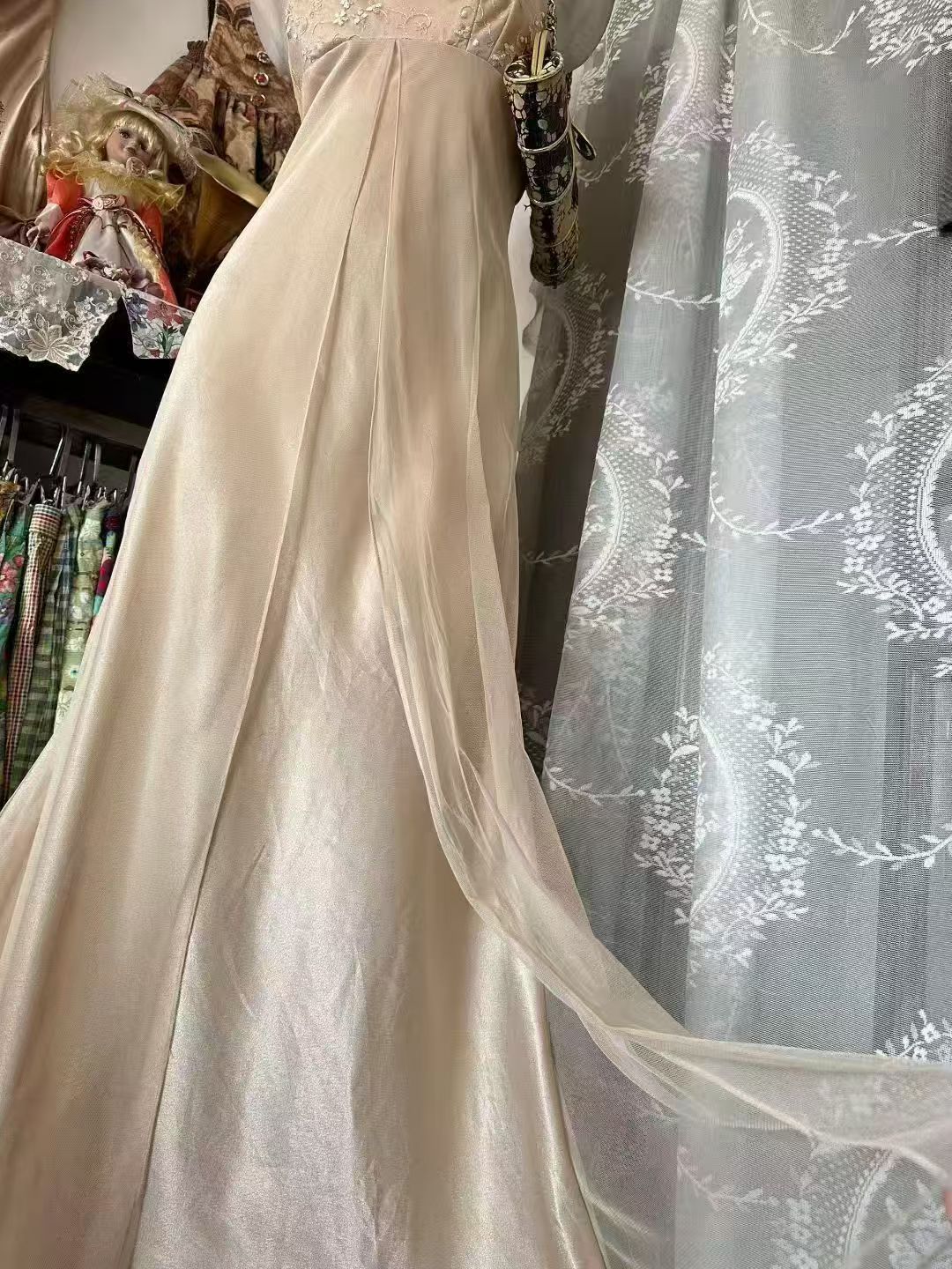 Spaghetti Strap Light Champagne Prom Dress Satin Evening Dress