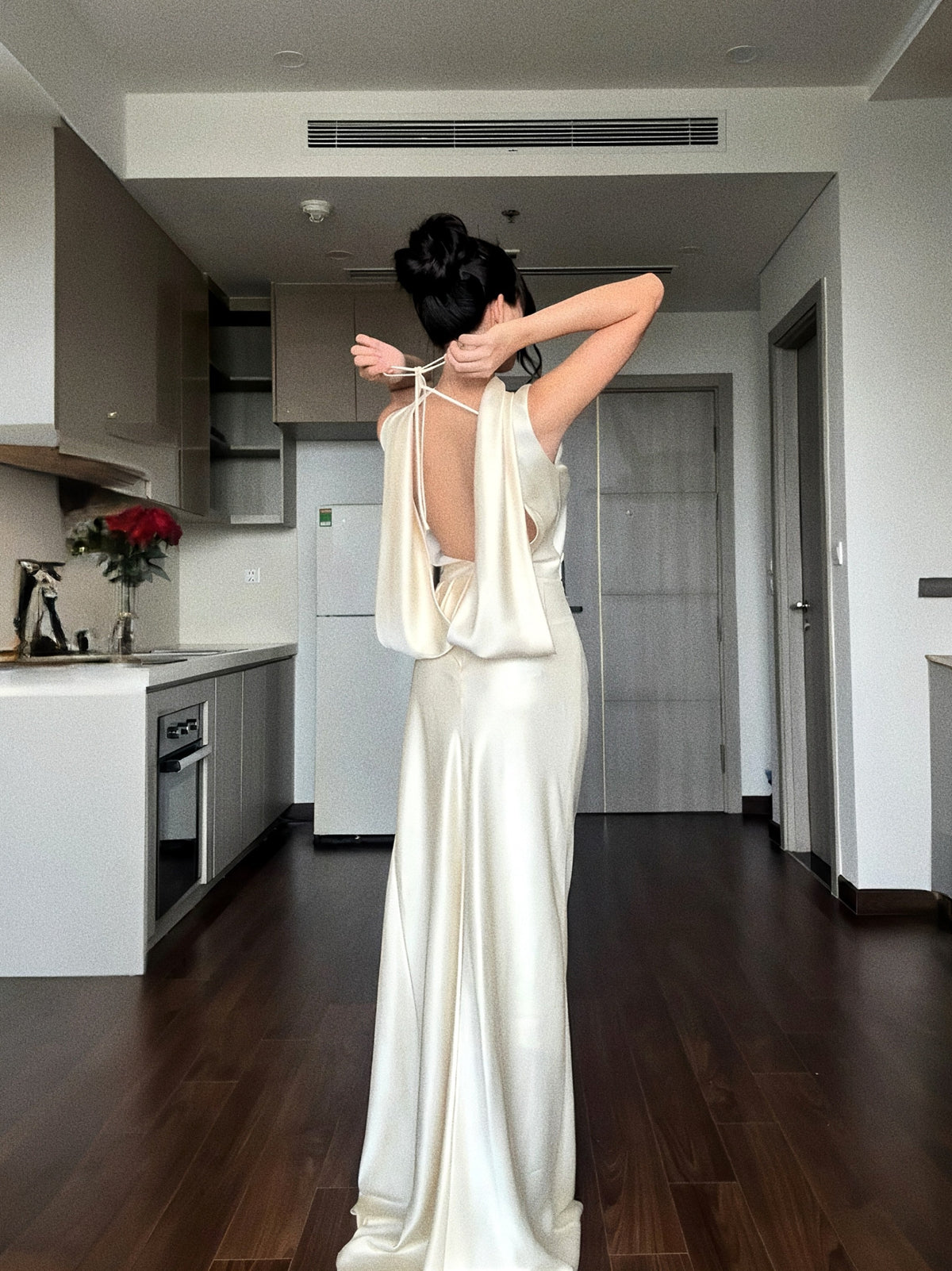 Backless Halter Neck Satin Dress Banquet Evening Dress J9553