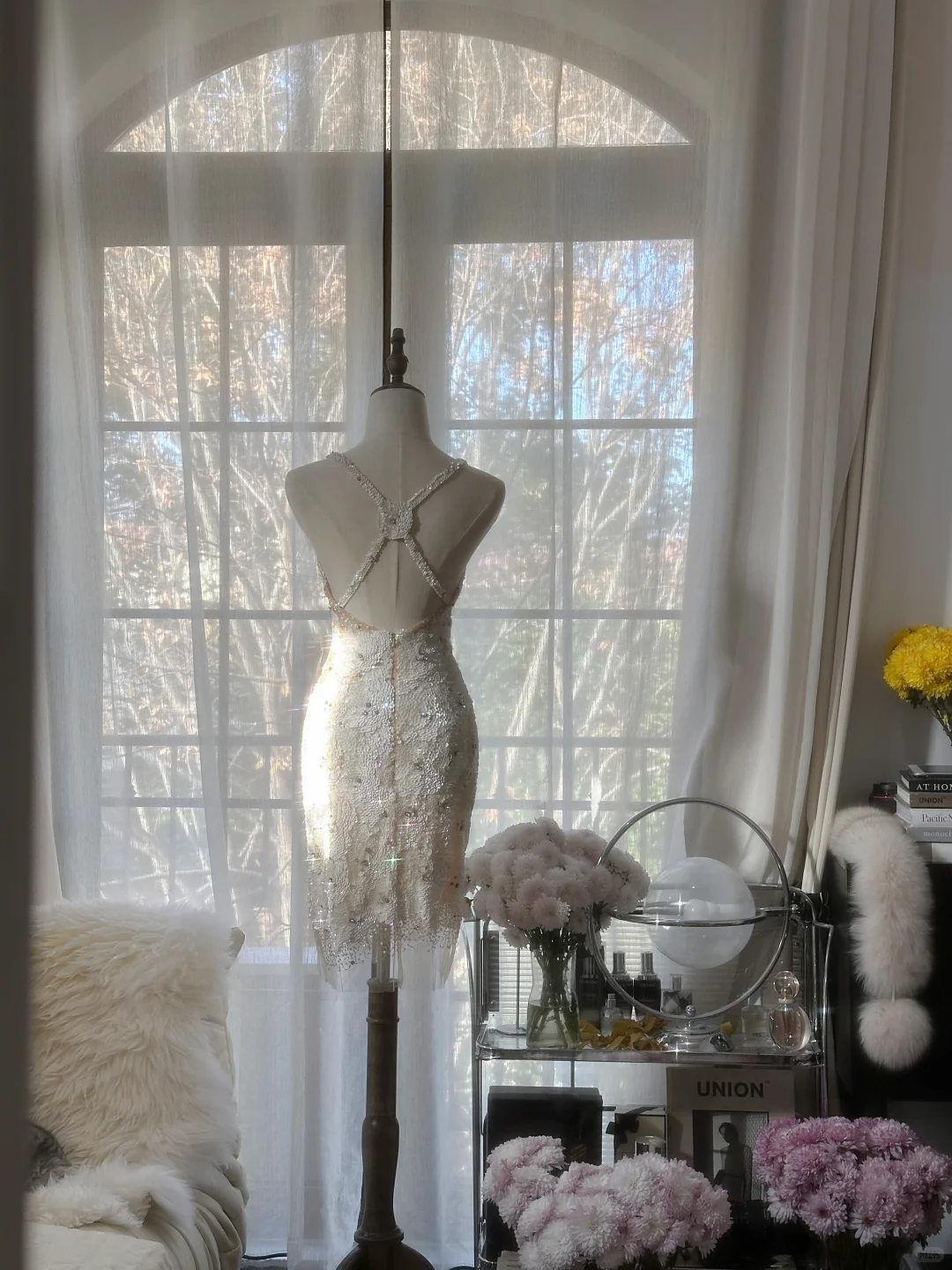 Glitter V Neck Backless Sequin Sheath Short Birthday Outfits Formal Homecoming Dress