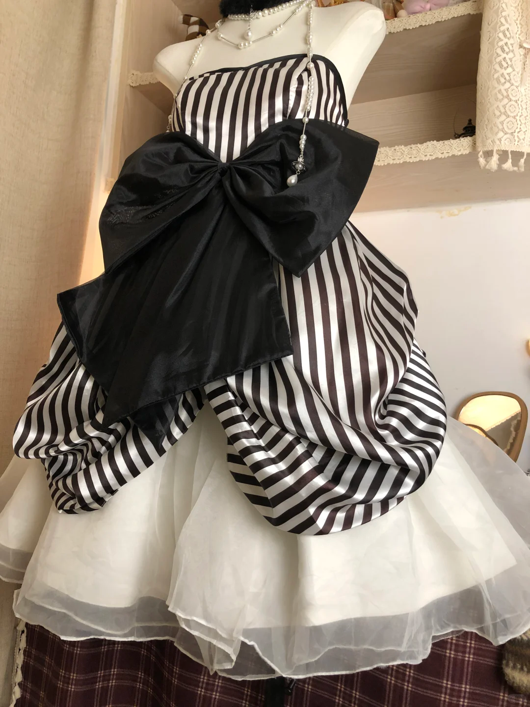 Cute Satin Strapless Short Party Dress Formal Graduation Homecoming Dress With Bow
