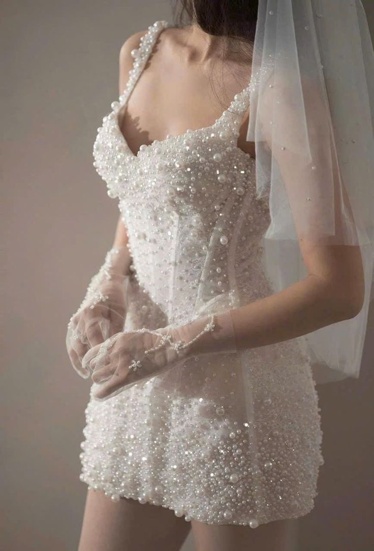 Gorgeous White Lace Pearls Beaded Short 18th Birthday Outfits Formal Graduation Homecoming Dress