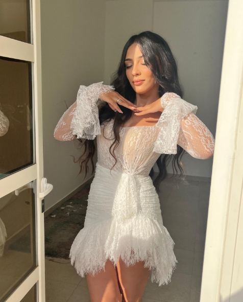 Pretty White Lace Sheath Short Graduation Homecoming Dress 19th Birthday Outfits D660