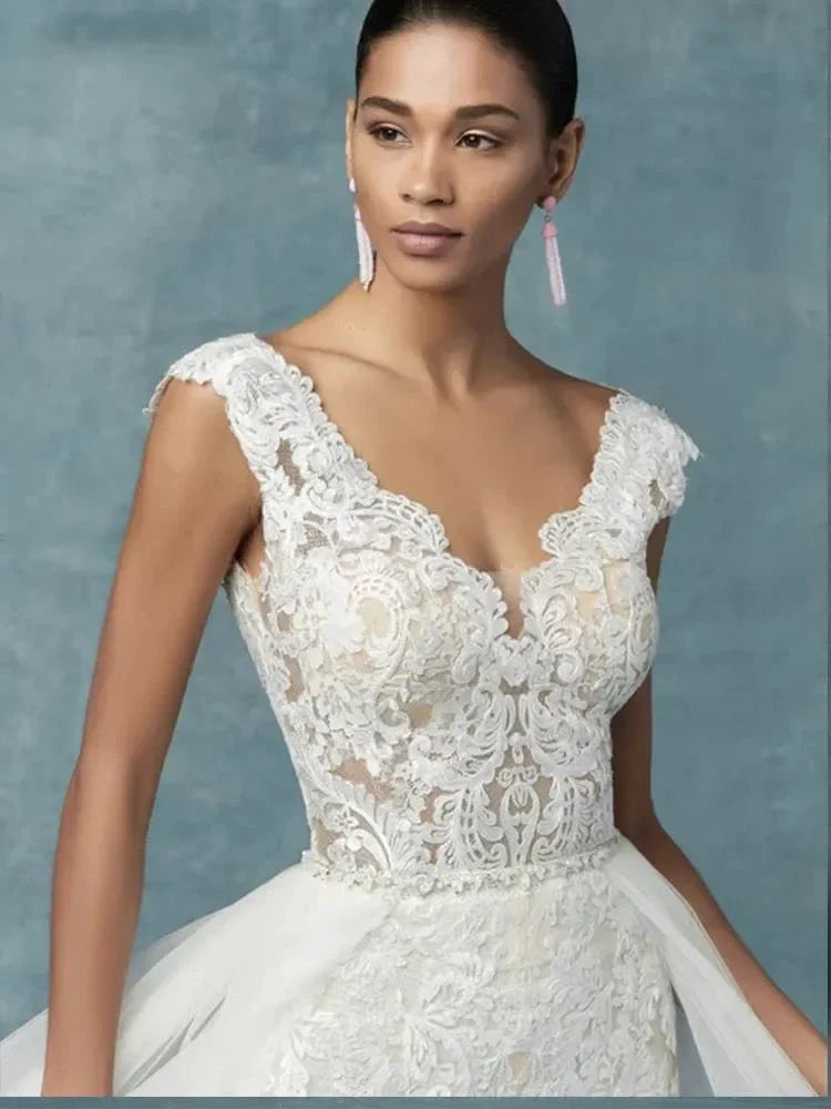 Wedding Dresses With Detachable Train Bride Pants Suit Lace Appliqued Sleeveless Women Brides Outfits Backless Custom (ZD13561)