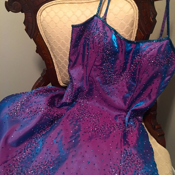 Gorgeous Purple Beaded A Line Evening Gown Spaghetti Straps Party Prom Dress Y7955 - View 2 | VelvetHem