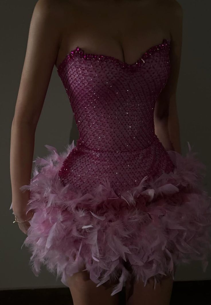 Gorgeous Sweetheart Strapless Sequin Feathers Yellow Cocktail Dress A-Line Short Party Dress - View 6 | FashionDia