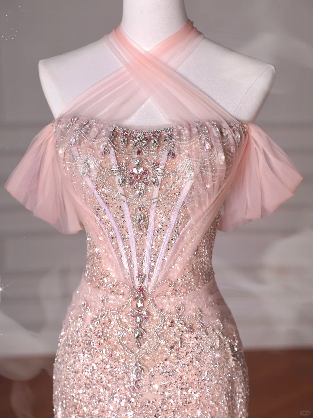 Classy Pink Halter Sequin Beaded Tulle Mermaid Evening Dress Long Prom Dress Y8620 - View 3 | VelvetHem