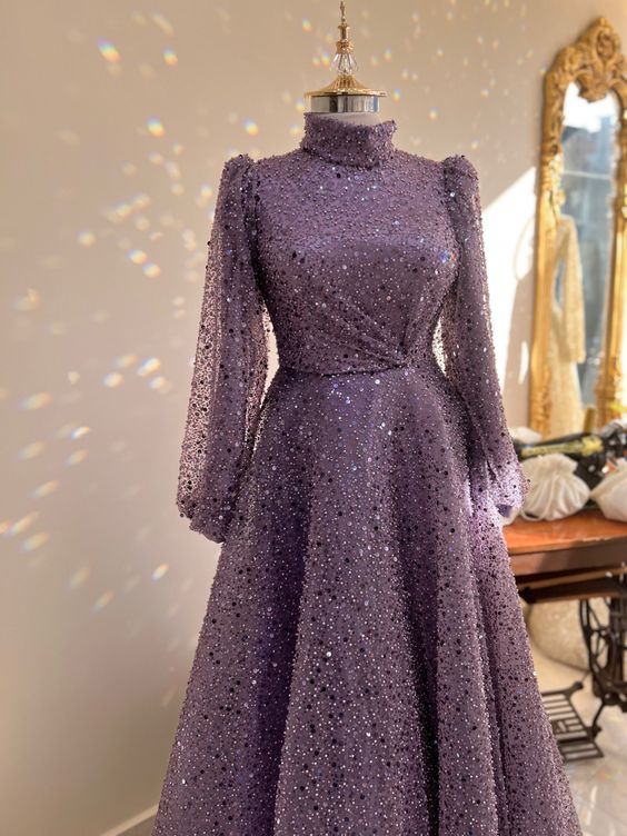 Luxurious Glitter A-line Long Sleeves Evening Dress Y5810 - View 2 | VelvetHem