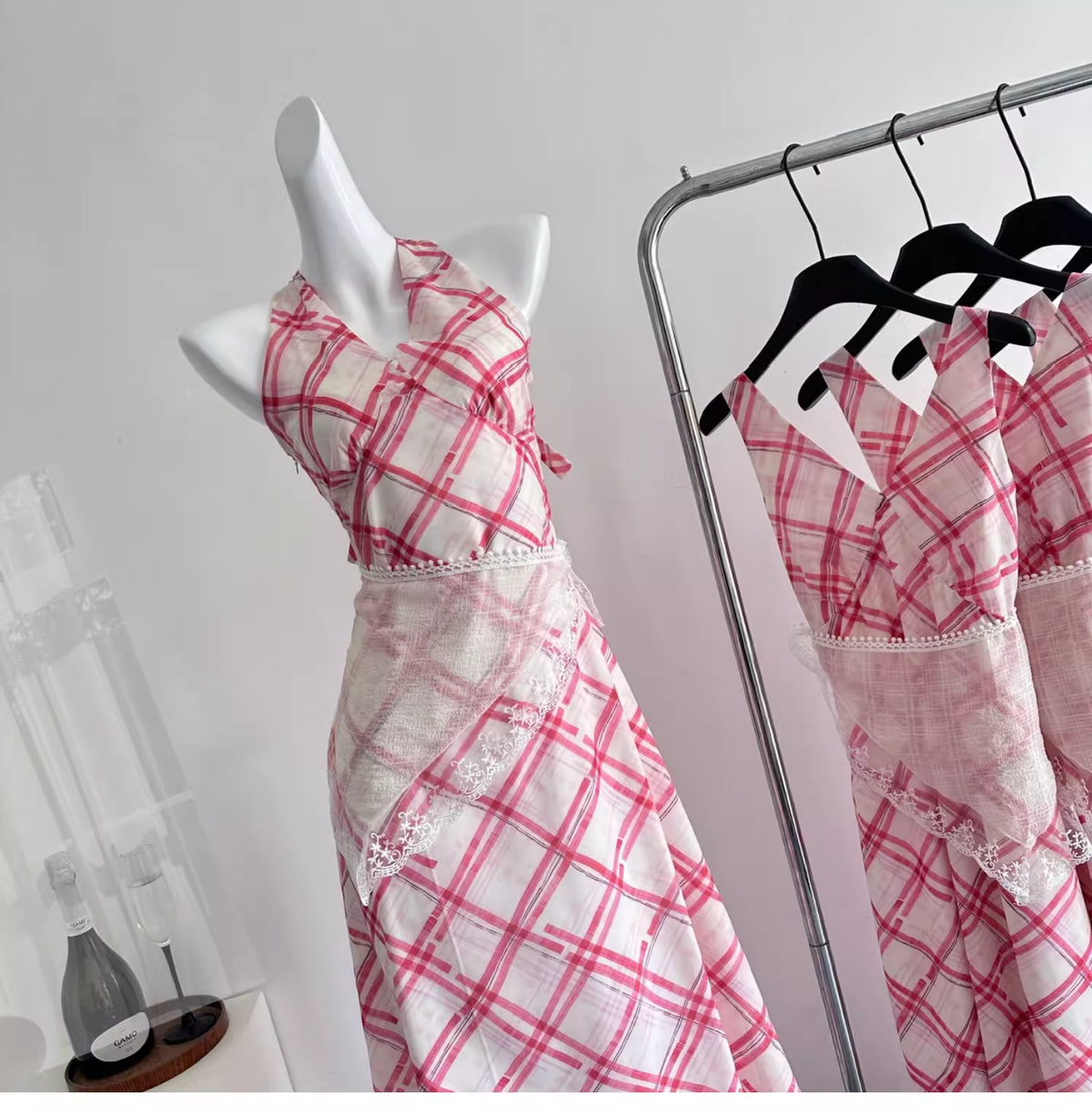 Red White Grid French A-Line Vacation Dress Birthday Dress - View 3 | FashionDia