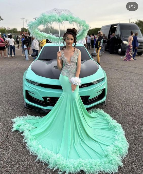 Charming Mermaid Beaded Long Green Prom Dresses - FashionDia