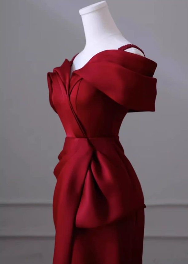Elegant Red Evening Dress Women's Dress High-end Elegant Dress - View 4 | FashionDia