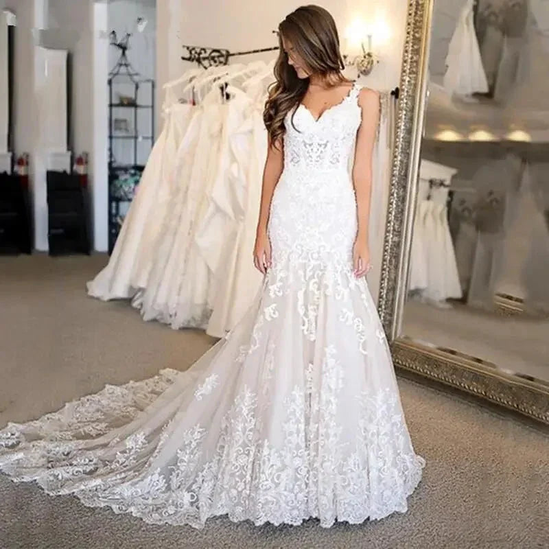 Lace Applique V-neck Suspender Fishtail Long Skirt Wedding Dress Bridal Gown Sexy Sleeveless Dress Can Be Customized Color by payinti