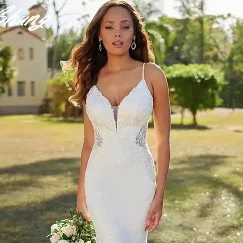 Lace Mermaid Wedding Dresses Spaghetti Straps Sexy V-Neck Backless Appliques Sleeveless Button Long Bride Gown Train Real Photos (ZD13304)