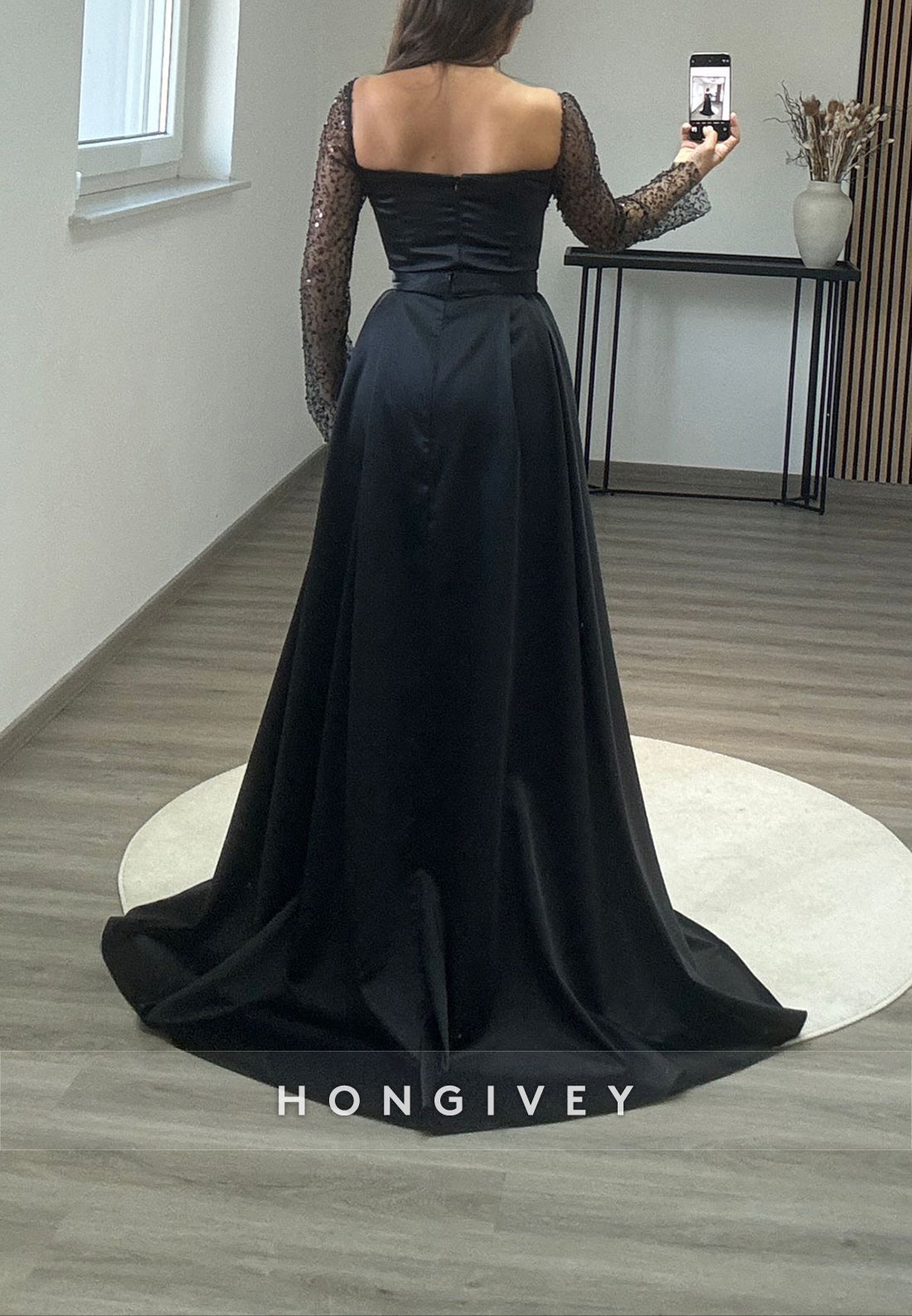 Square Long Sleeve Court Train Sequined Pleated Zipper Elegant Evening Gowns