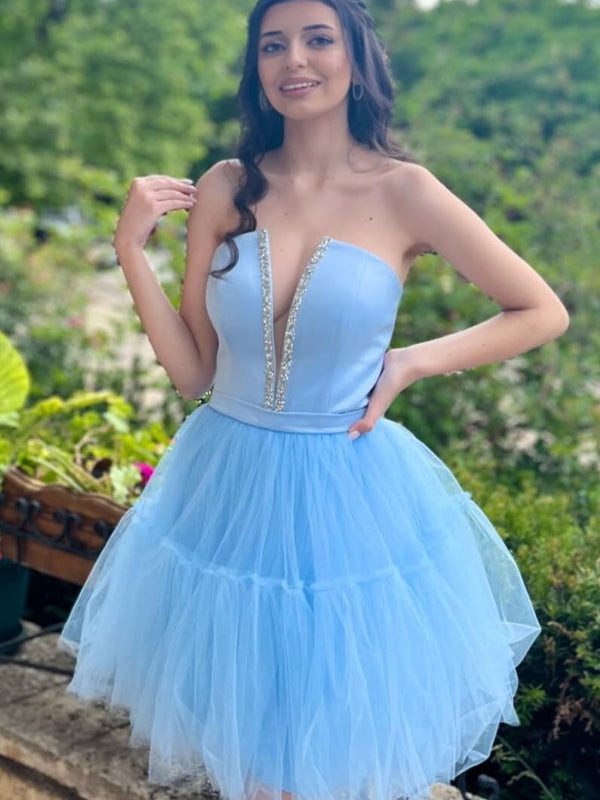 A-Line Strapless Lace-Up Tulle Homecoming Dress
