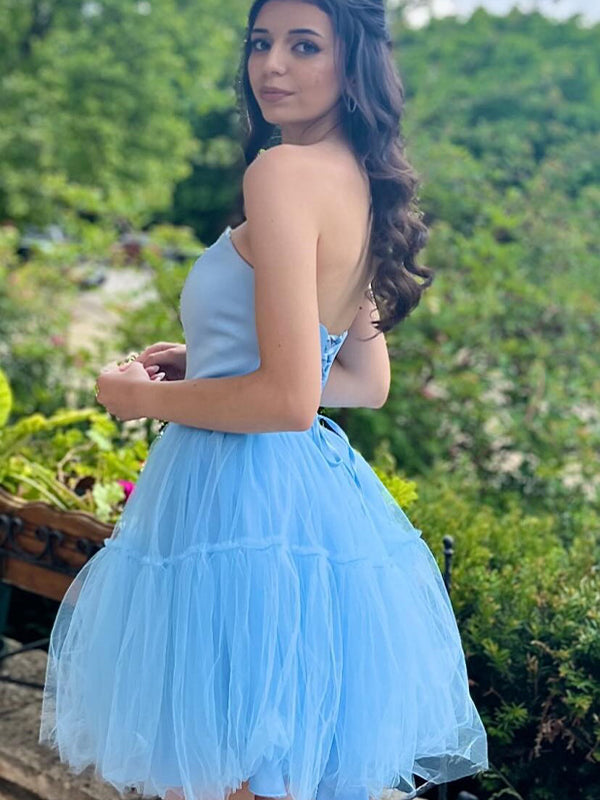 A-Line Strapless Lace-Up Tulle Homecoming Dress