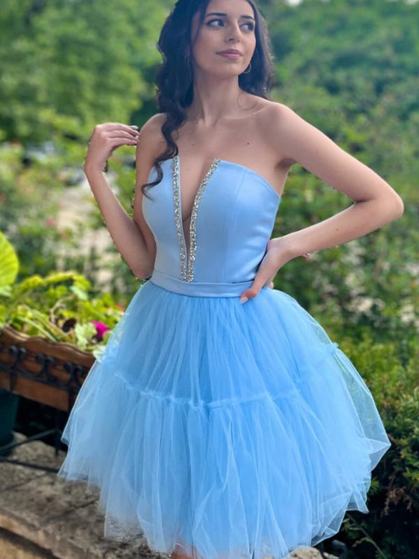 A-Line Strapless Lace-Up Tulle Homecoming Dress