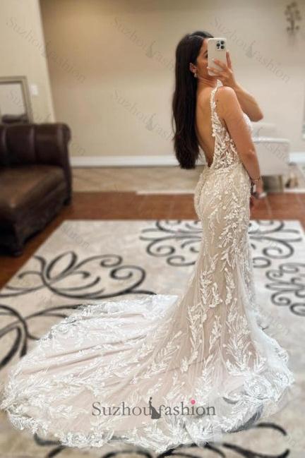 Long Ivory Wedding Dress Mermaid V Neck Sleeveless Lace Backless Bridal Gown
