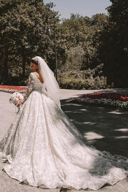 Long sleeves Lace round neck Ball gown Wedding Dress (ZD15699)
