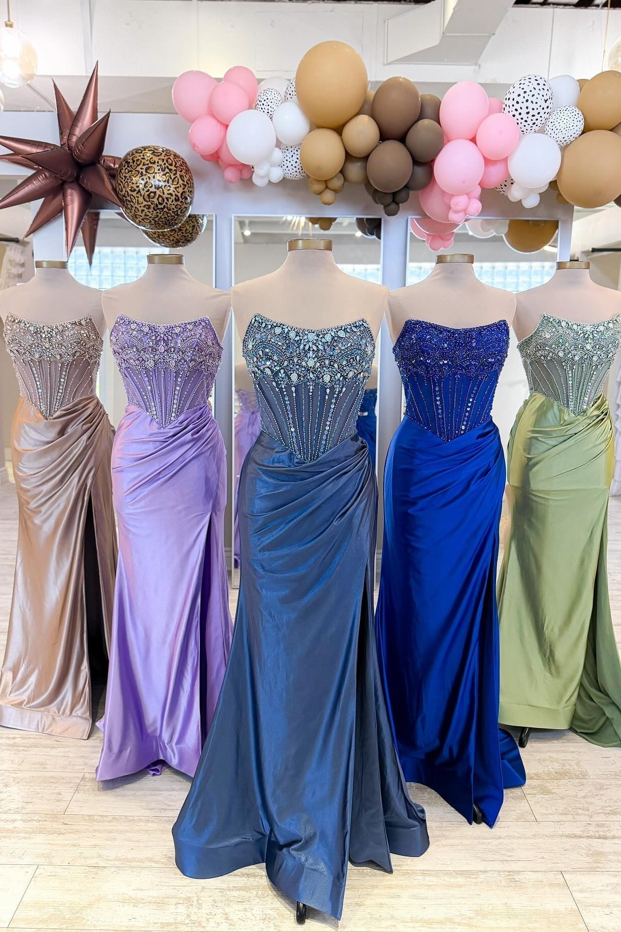Luxurious Mermaid Strapless Dark Blue Corset Prom Dress with Beading