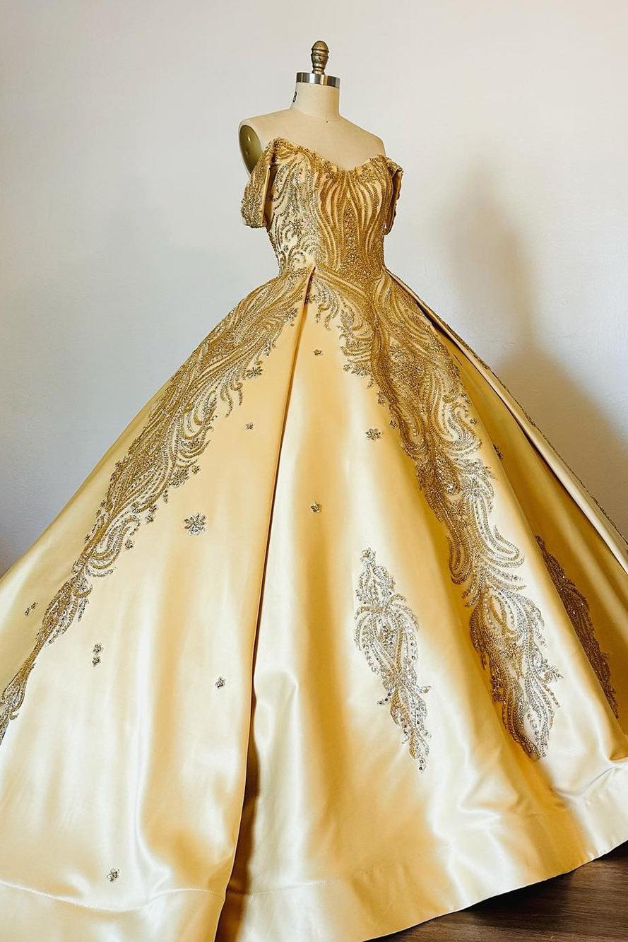 Luxury Ball Gown Off Shoulder Sleeveless Appliques Gold Satin Quinceanera Dress For Sweet 16