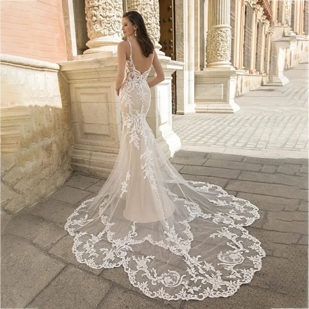 Luxury Mermaid Wedding Dress For Women Lace Appliques V-neck Spaghetti Straps Vestido De Novia Backless Bridal Gown Court Train (ZD13491)