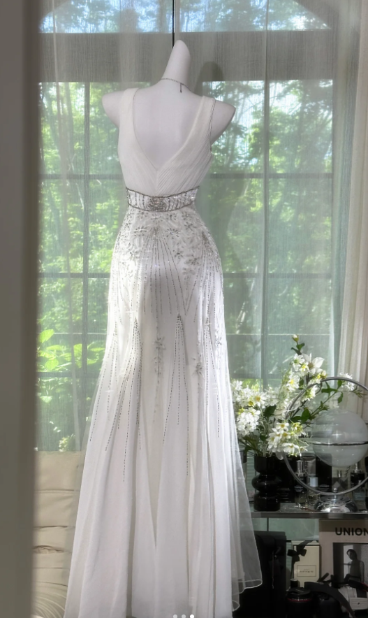 Elegant V-Neck White Chiffon Sequin Beaded Mermaid Evening Dress Long Prom Dresses - View 3 | FashionDia