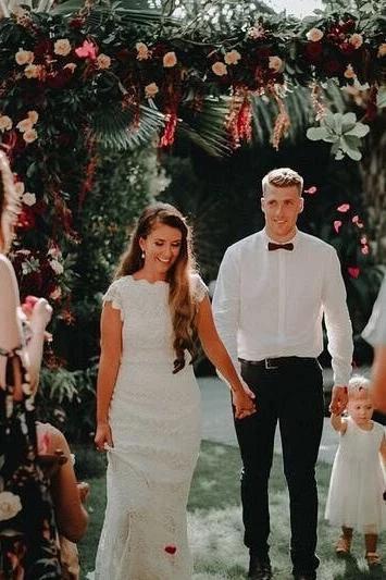Lace Boho Mermaid Backless Cap Sleeve Bohemian Wedding Dresses (ZD13996)