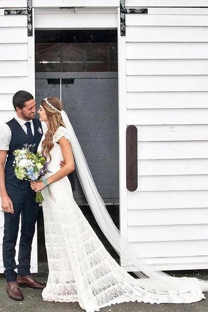 Lace Boho Mermaid Backless Cap Sleeve Bohemian Wedding Dresses (ZD13996)