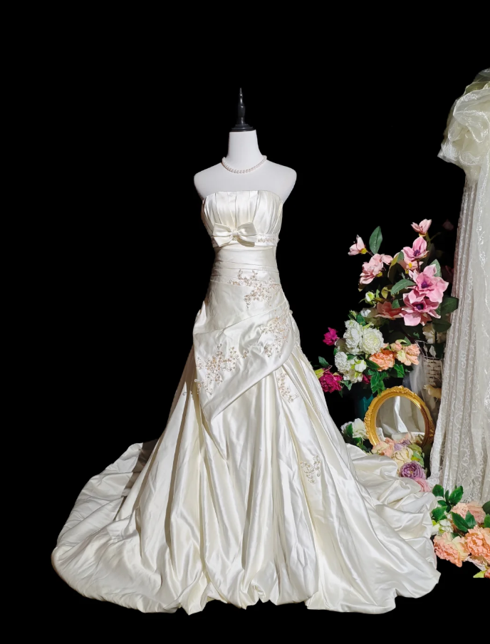 Charming Strapless Ivory Beaded Satin Pleated Mermaid Long Evening Dress Formal Birthday Prom Gowns