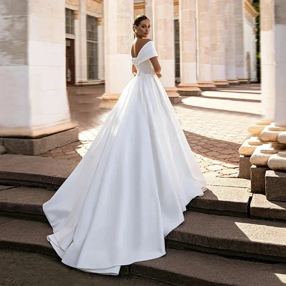 Modern V Neck Wedding Dresses A Line Sexy Lace Up Backless Ball Gowns Sweep Train Woman's Formal Beach Party Vestidos De Novia (ZD13515)