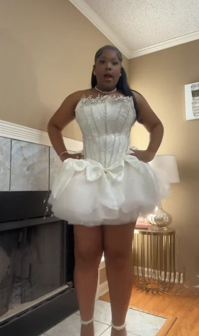 White Strapless A-Line Tulle Birthday Outfits Short Party Dress Classy Graduation Homecoming Dress S498