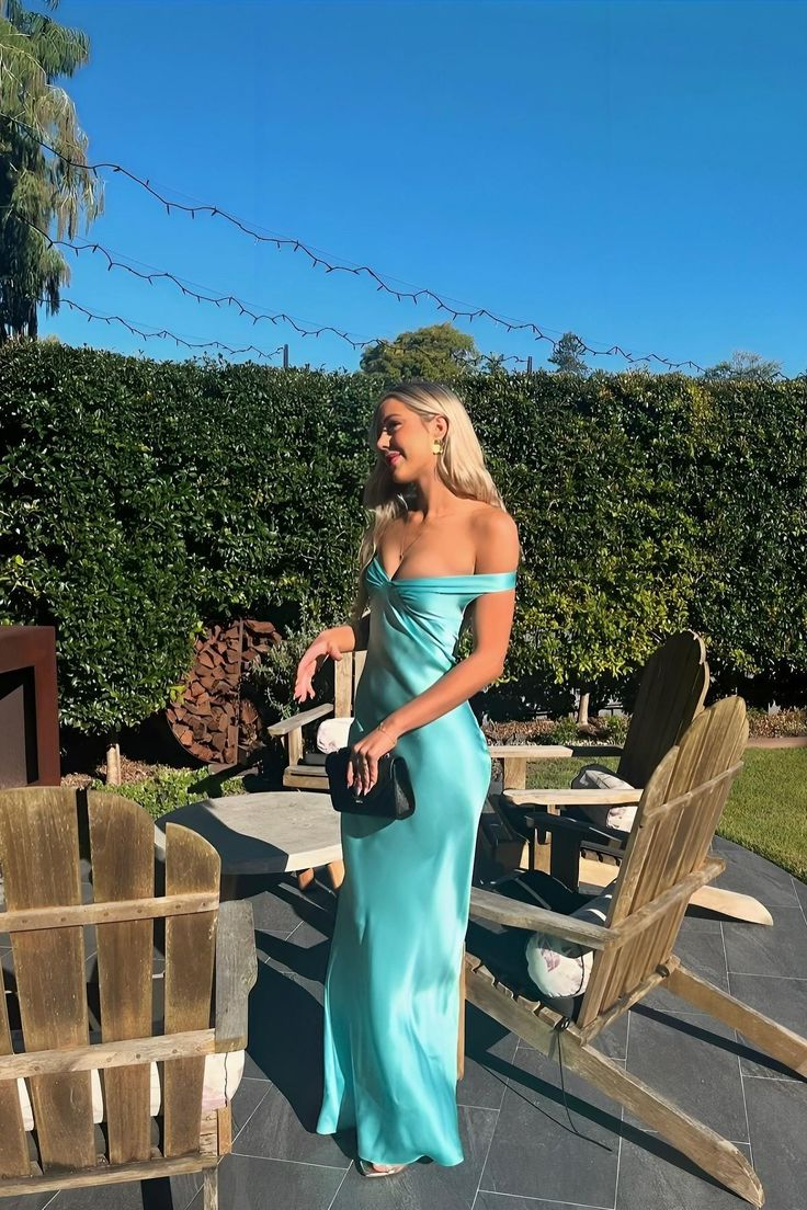 Sexy Off-the-Shoulder Sheath Long Prom Dress,Green Evening Gown - View 2 | FashionDia